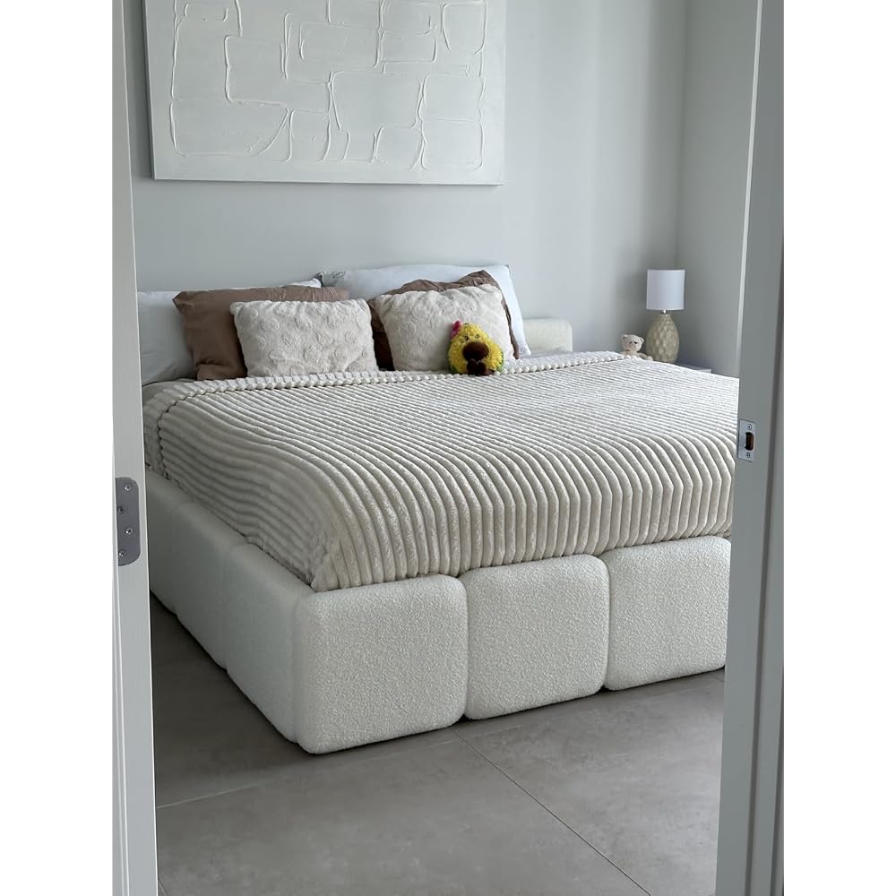 JIJIWANG King Size Platform Bed, Boucle Thick Headboard and Footboard, Upholstery Grounded Beds, Floor Bed Frame, Block Style, White